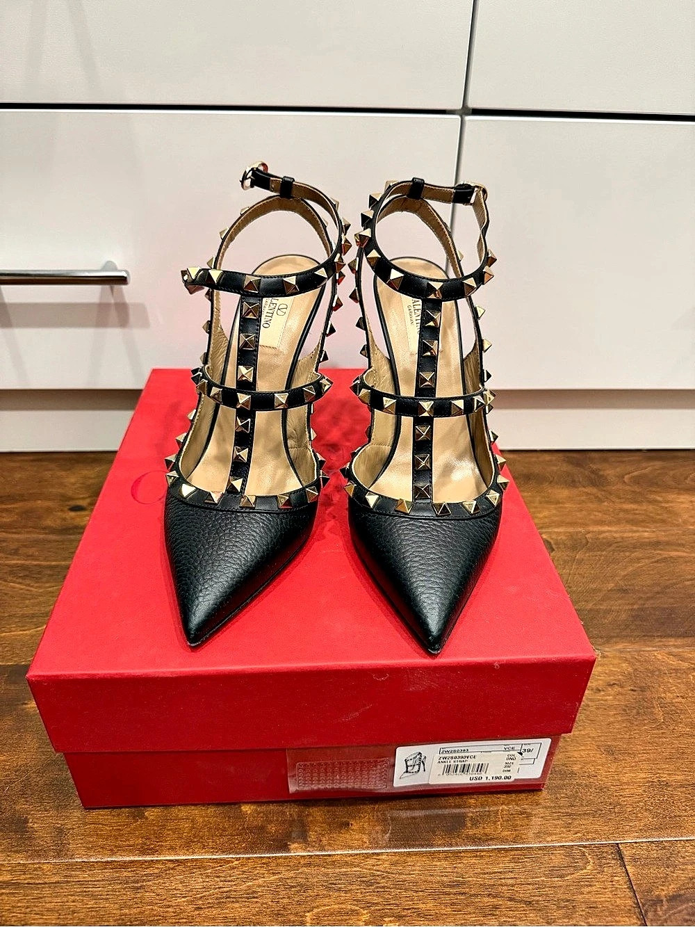 Valentino Rockstud Pumps Black US 9.5